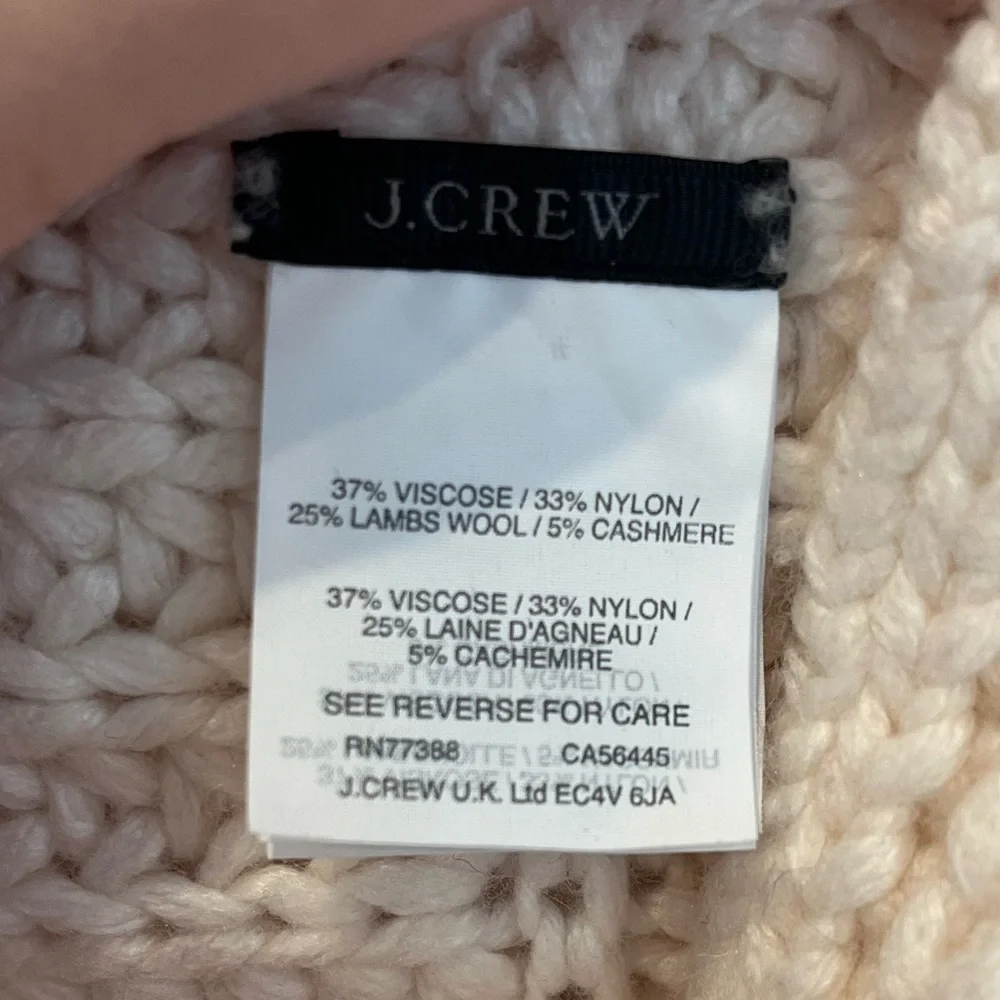 J. Crew Women’s Chunky Ribbed Knit Infinity Scarf Ivory Comfy Winter NWOT EUC